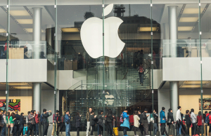 Apple Reports Biggest Quarterly Profit in History apple profit big