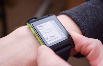 Smartwatch Market Hits Record 21.1 Million Sales in 2016 Smartwatch