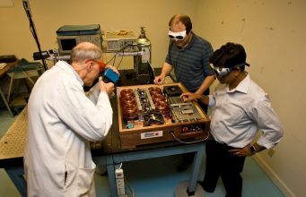 Omni MedSci Files Patent Infringement Lawsuit against Apple om3